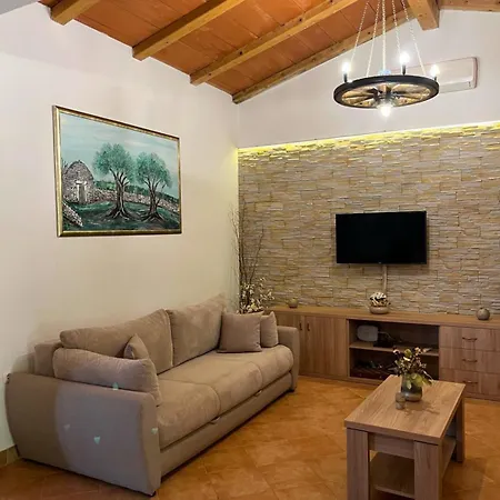 Le Punte 펜션 로비니